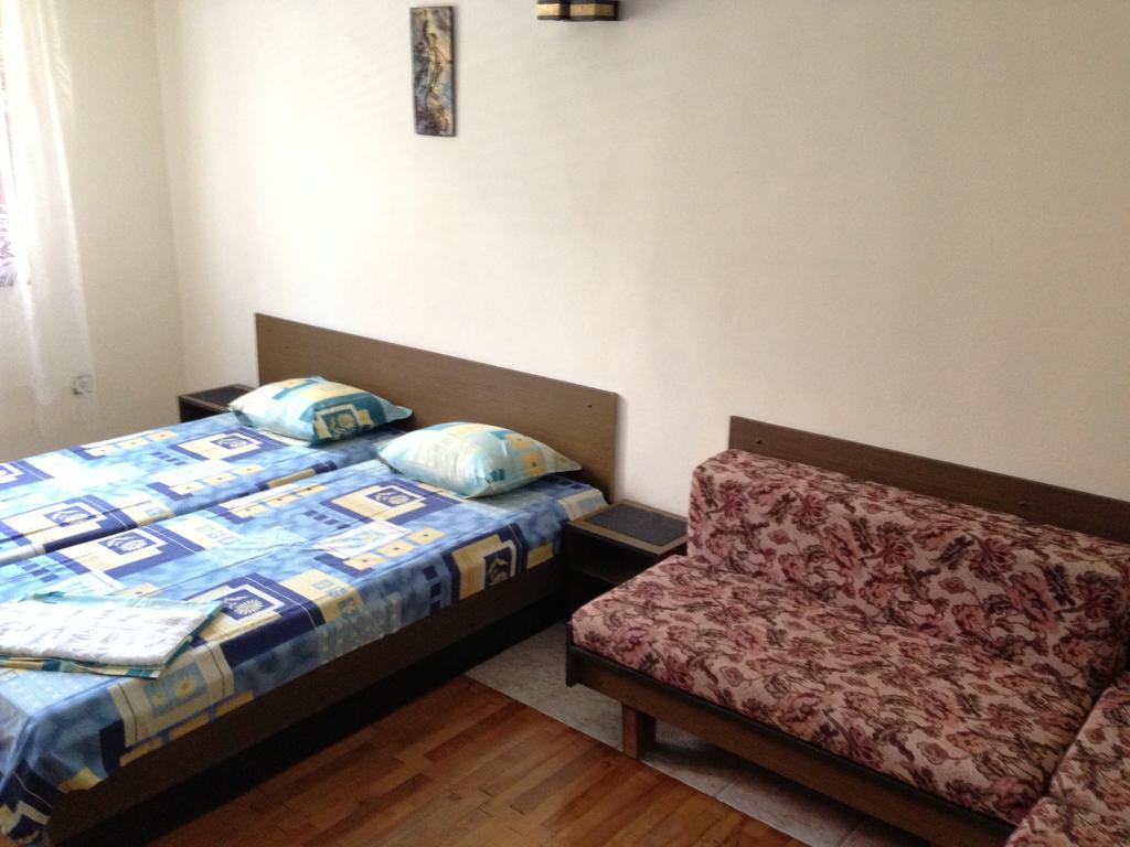Yanis Guest House Sveti Vlas Δωμάτιο φωτογραφία